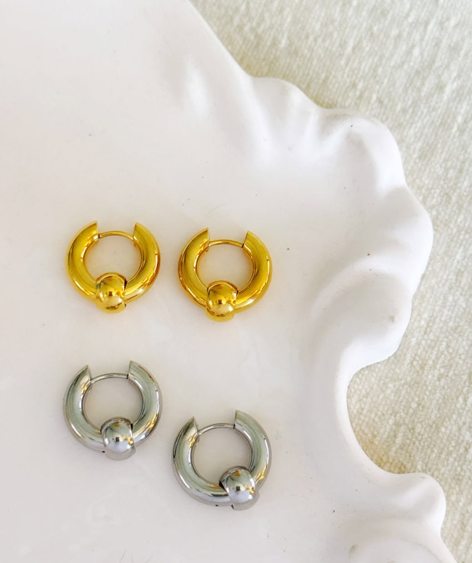 Brave Earrings (Gold or Silver)